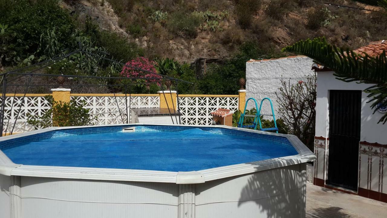 Casa Rural En Almayate Bajo ألماياتيه باخو المظهر الخارجي الصورة